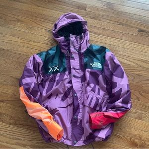 Kaws x The North Face Mountain Jacket XS